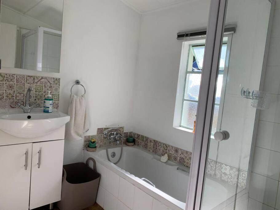 The Town House - Lower Knysna Central Bagian luar foto