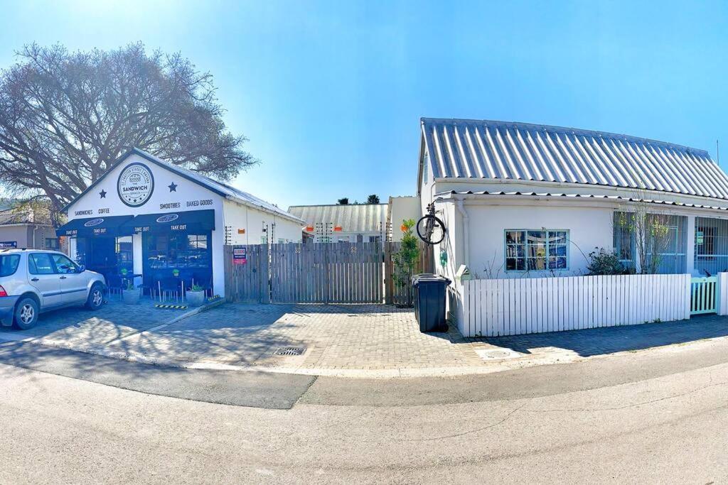 The Town House - Lower Knysna Central Bagian luar foto